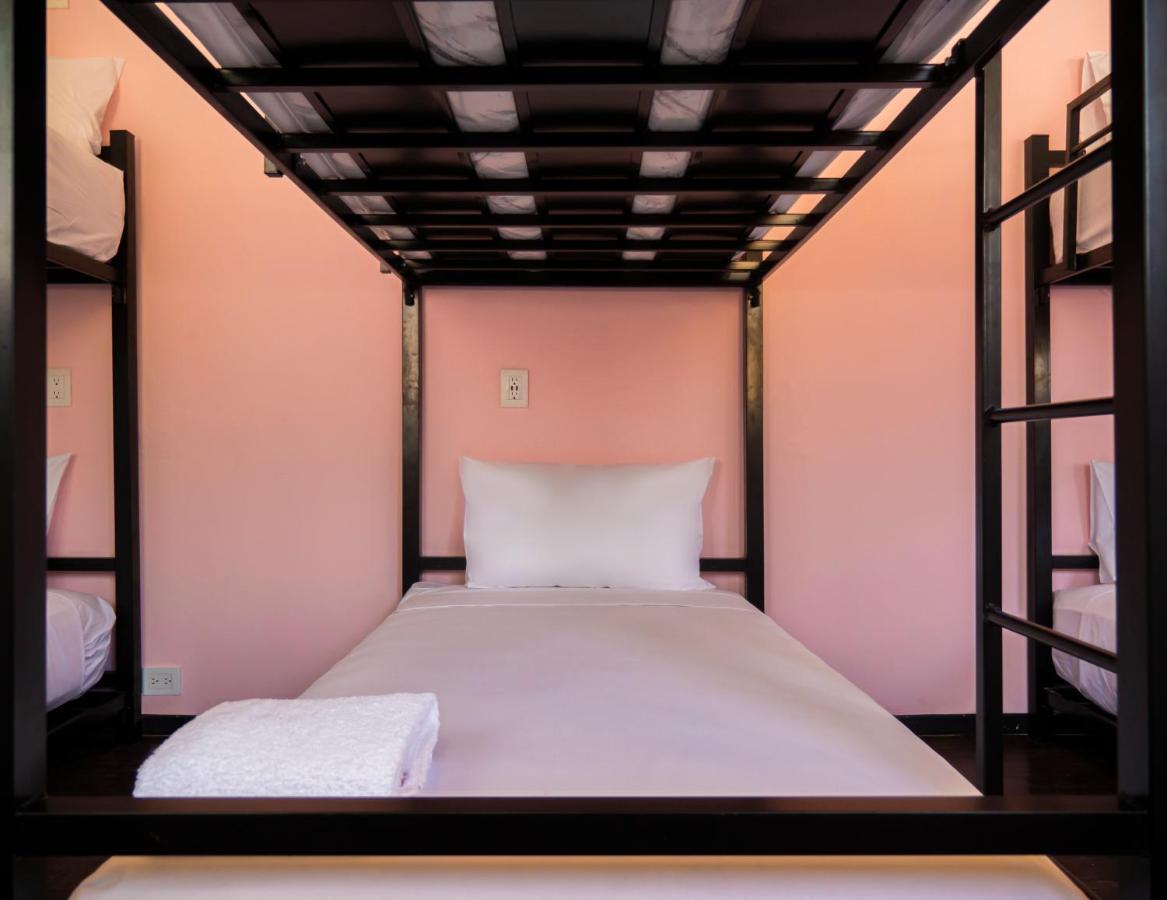 Colorbox Beds And Rooms Тулум Экстерьер фото